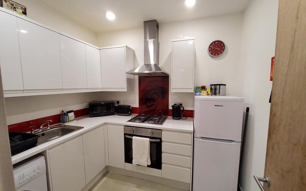 Leith Spectacular Apartment By Sensational Stay Short Lets & Serviced Accommodation With 6 Separate Beds & 2 Baths เอดินบะระ ภายนอก รูปภาพ