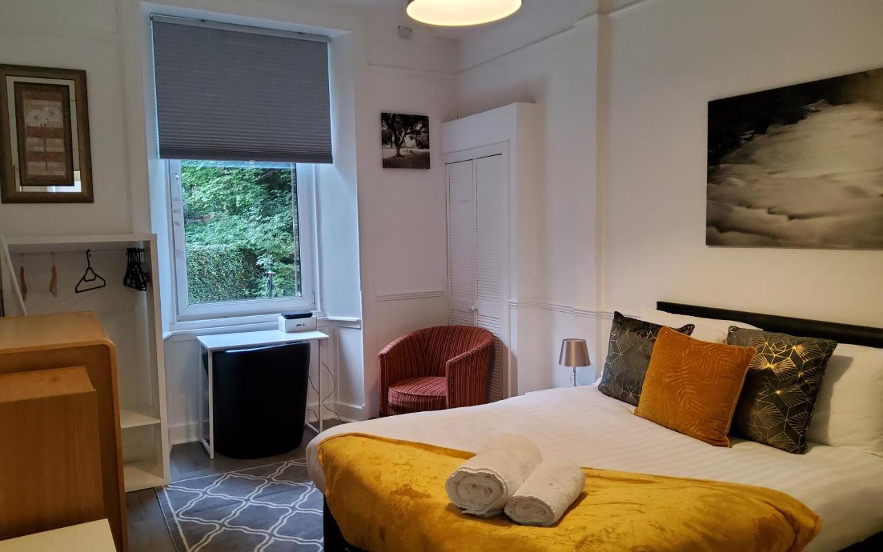 Leith Spectacular Apartment By Sensational Stay Short Lets & Serviced Accommodation With 6 Separate Beds & 2 Baths เอดินบะระ ภายนอก รูปภาพ